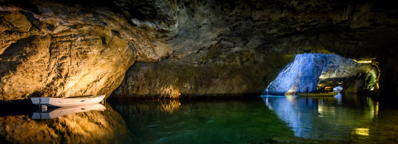 lac_souterrain_de_st_leonard.jpg