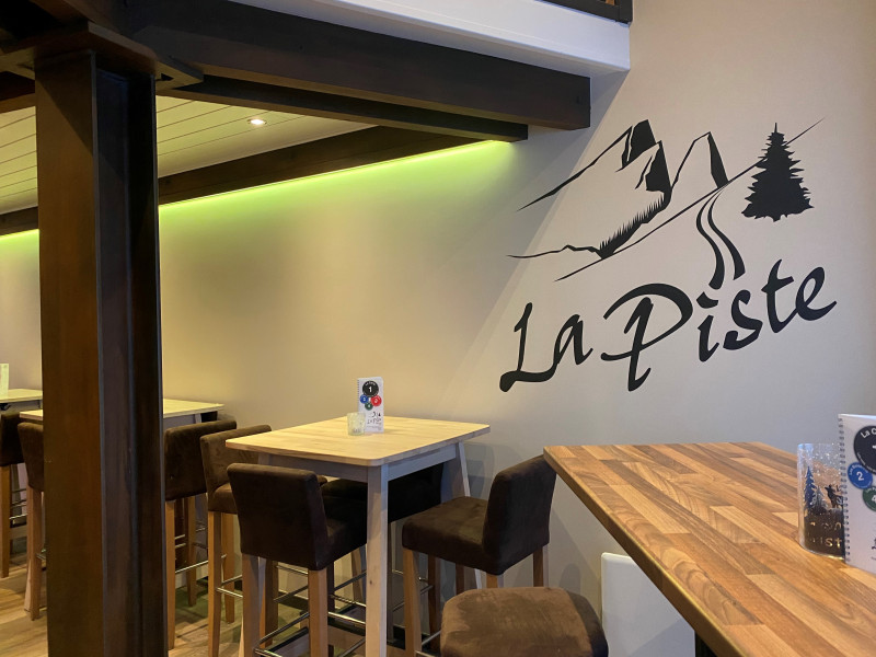 piste.jpg piste.jpg