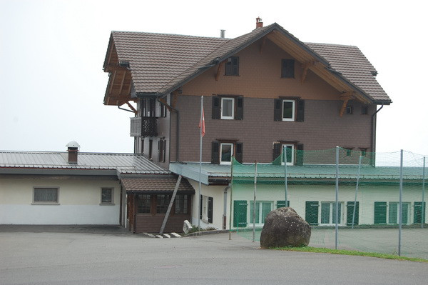 Colonie arc-en-ciel exterieur